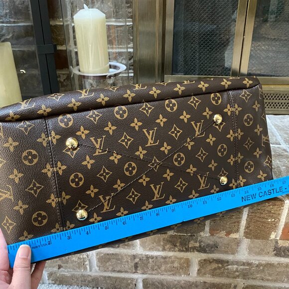 Monogram ARTSY Handbag - Picture 16 of 16